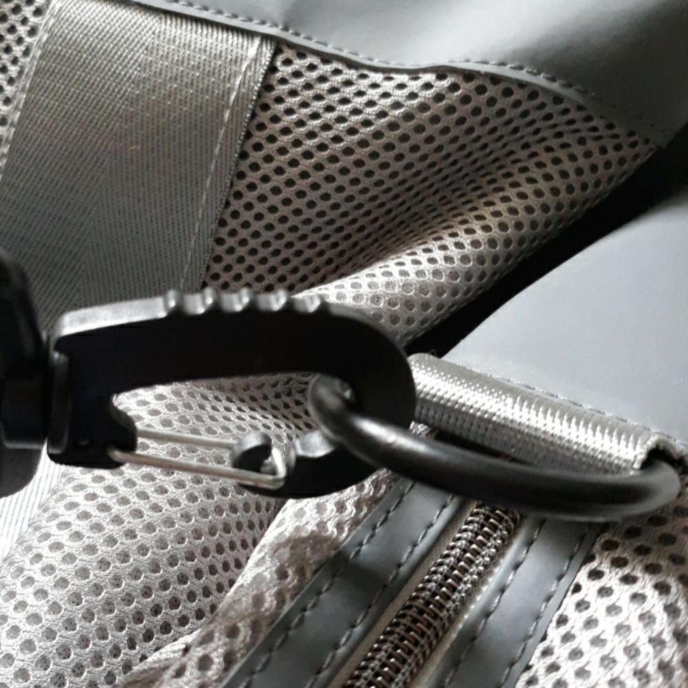 DSW Mesh Duffle Bag - Picture 15 of 16